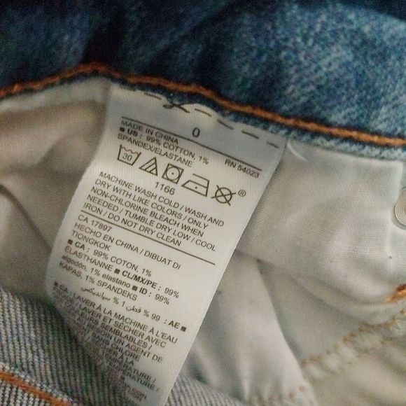 Old Navy high rise fringe bottom jeans - Picture 5 of 6